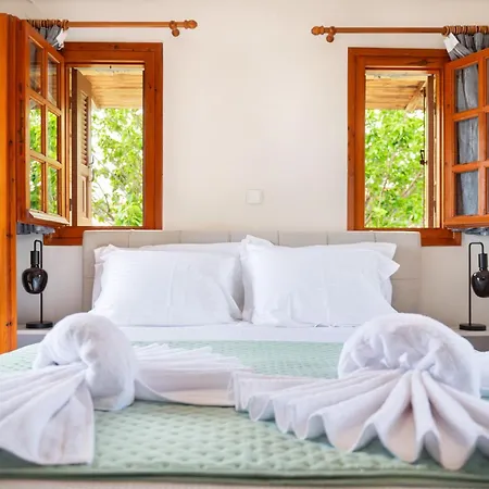 Mani Ilias * Ayos Nikolaos