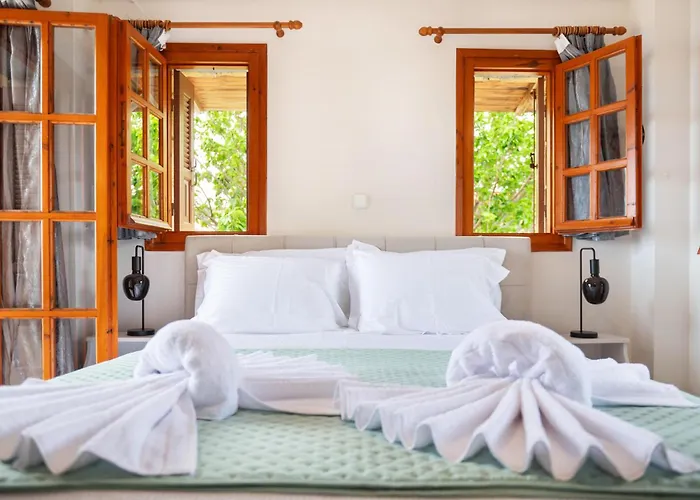 Mani Ilias * Agios Nikolaos (Mani)